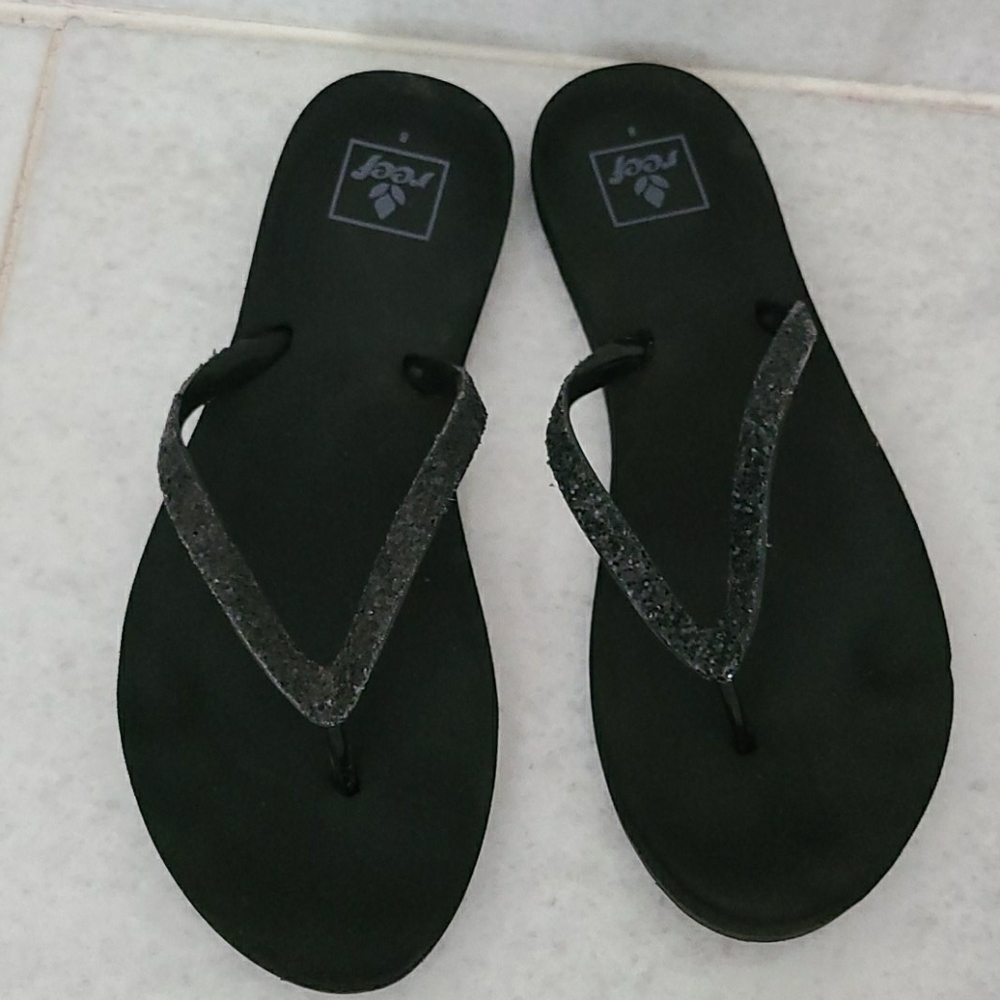 Reef black sparkly flipflops